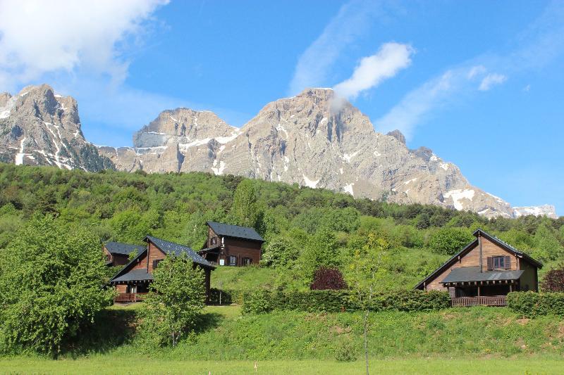 ピエドラフィタ・デ・ハカPiedrafita Mountainアパートメント エクステリア 写真